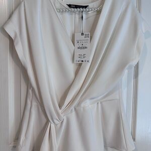 Zara Women's Elegant Cream Blouse